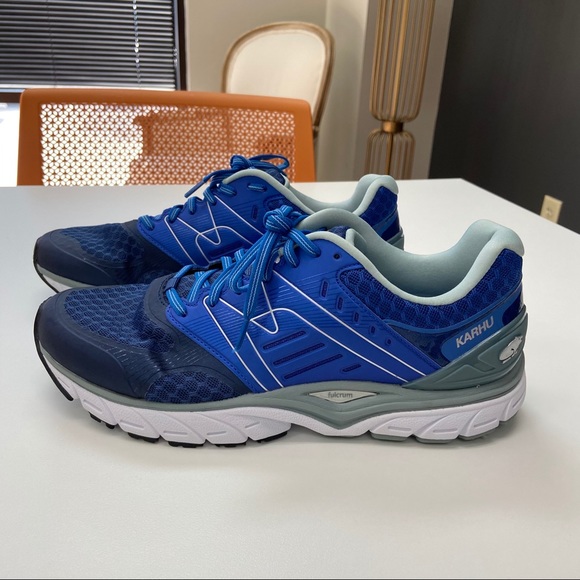 New Fulcrum Karhu Running Shoes - Picture 3 of 6